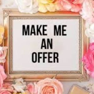 Hi! Welcome to my closet!!